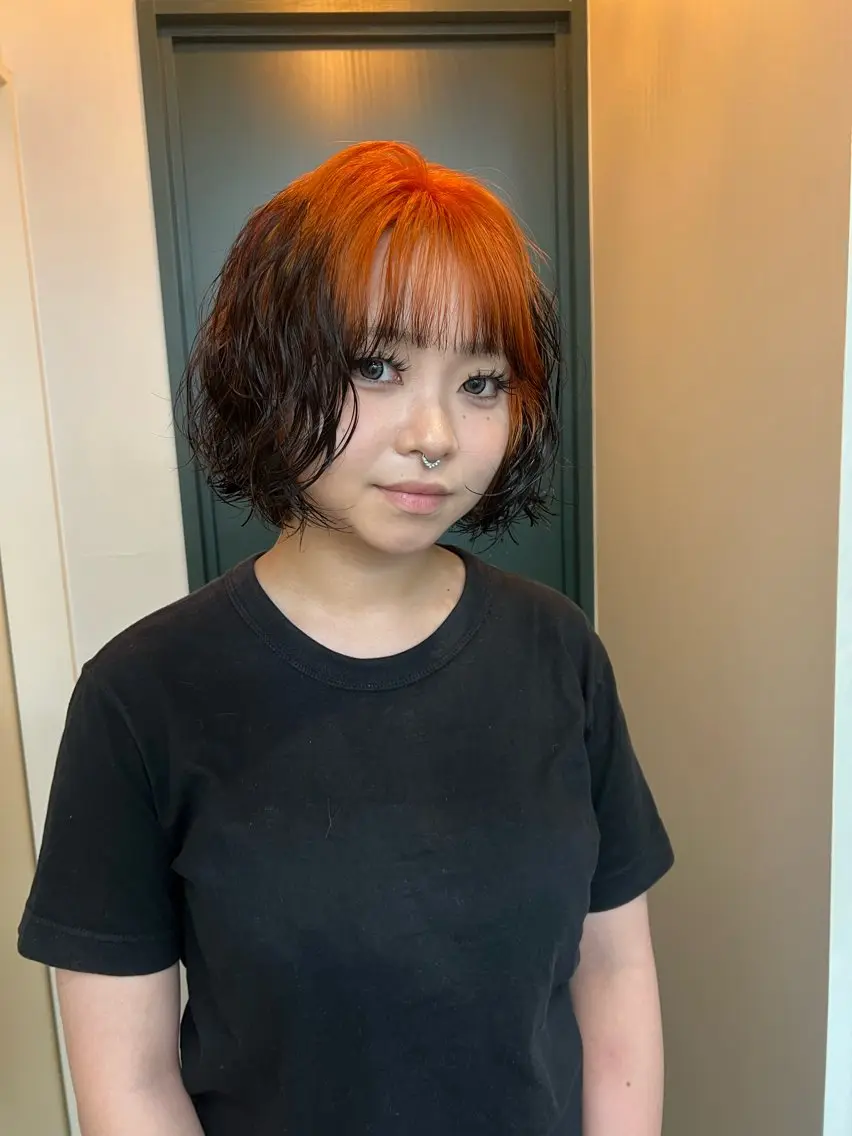 ミディアム カラー カット ヘアカラー ハイトーンカラー/ さらさのヘアスタイル