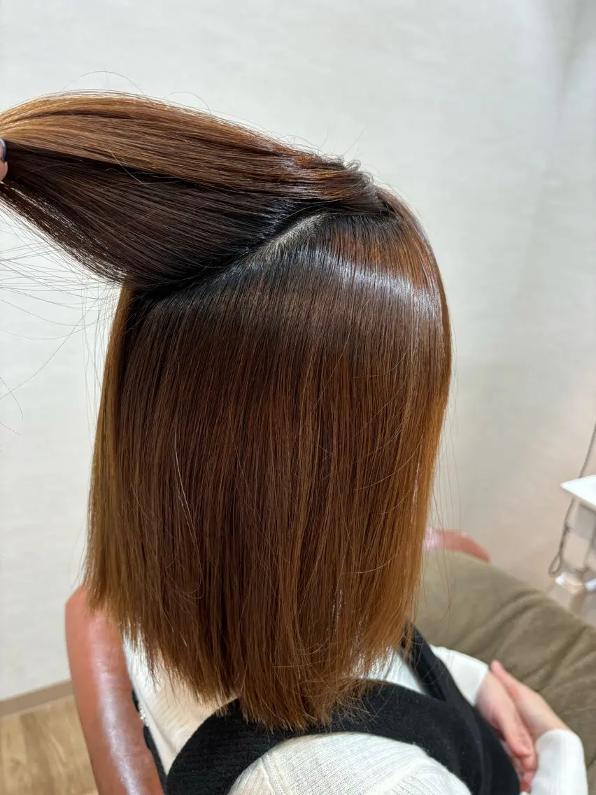 ミディアム Circus 石原愛里のヘアスタイル