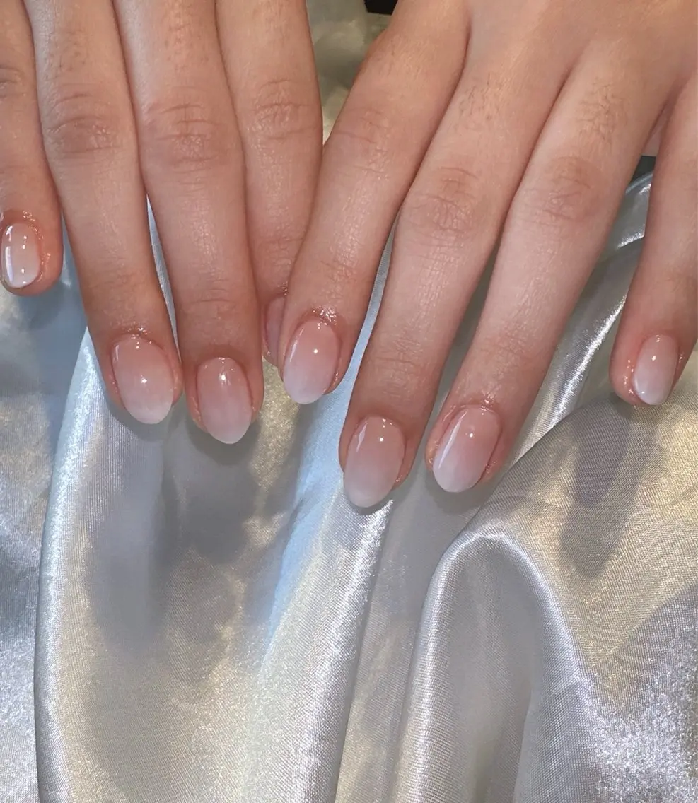 ネイル フラッシュネイル マグネットネイル ニュアンスネイル シンプルネイル ワンホンネイル ハンドネイル at Nailのネイルデザイン