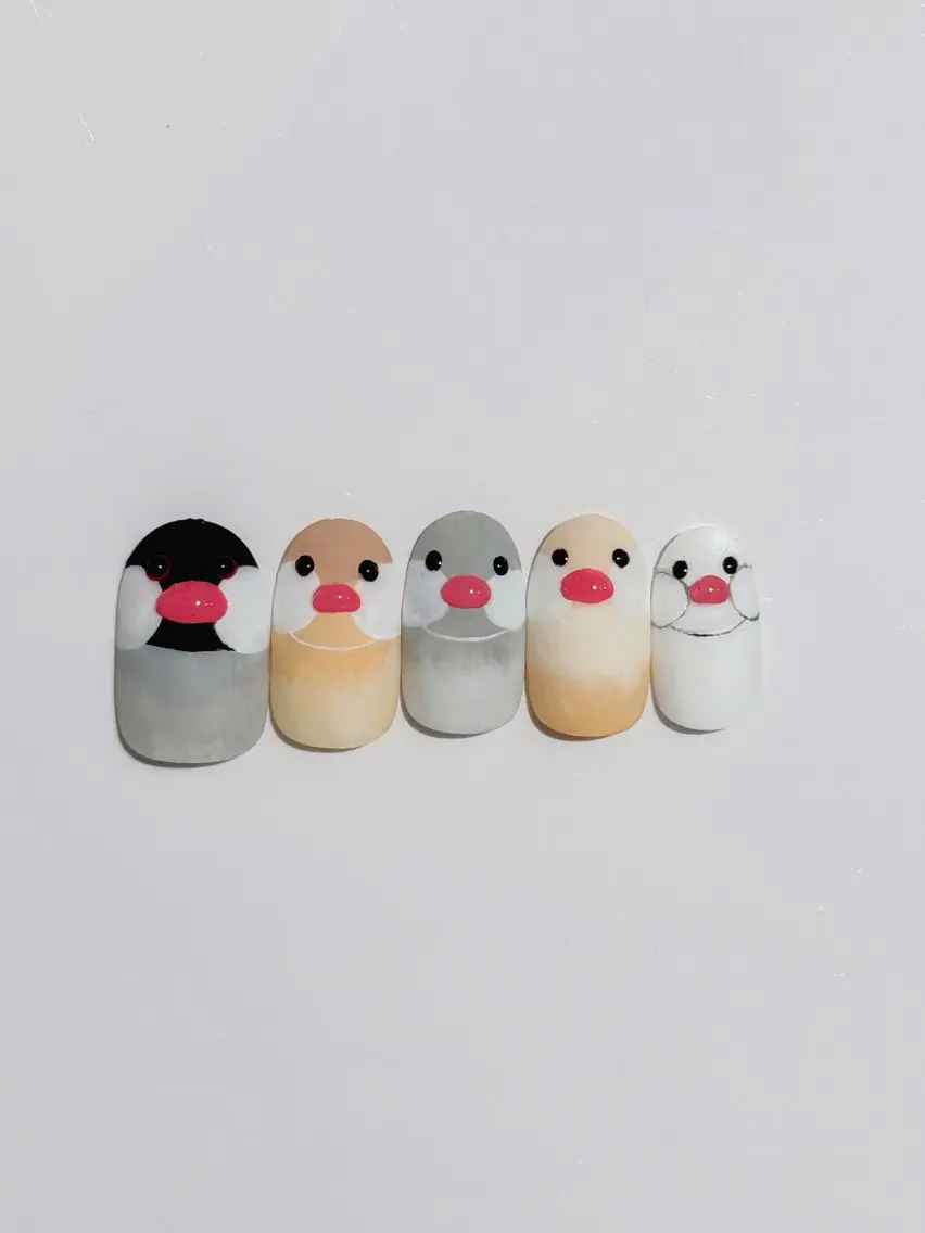 ミディアム ハンドネイル Re nailのネイルデザイン