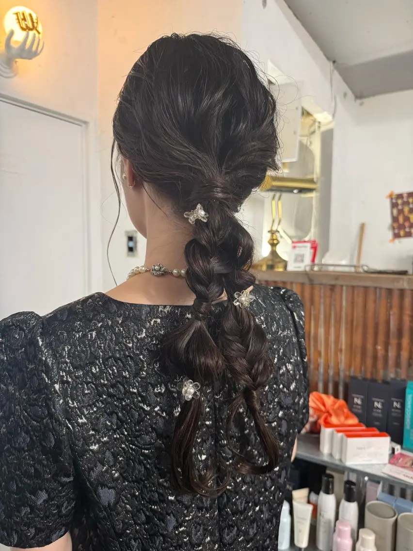 ヘアアレンジ コハル ブリーチモデル募集中のヘアスタイル