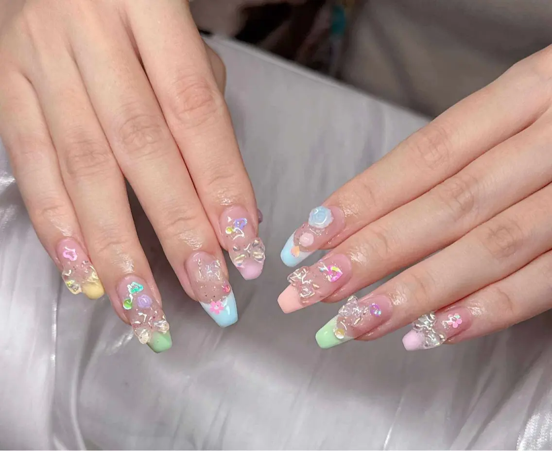 ネイル 長さ出し グラデーション 卒業式 キラキラネイル マグネットネイル ハンドネイル Lee Nailsのネイルデザイン