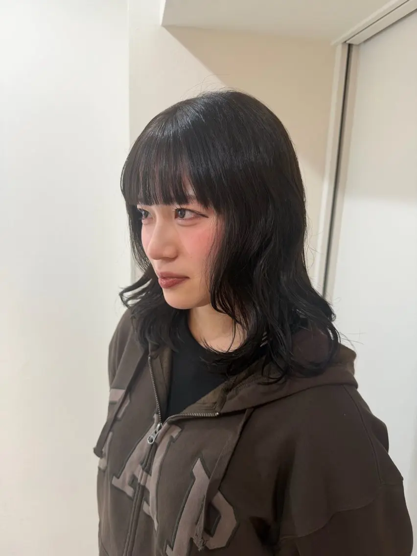 ミディアム カラー パーマ 【暖色カラー+ブリー チ特化】💟まなみのヘアスタイル