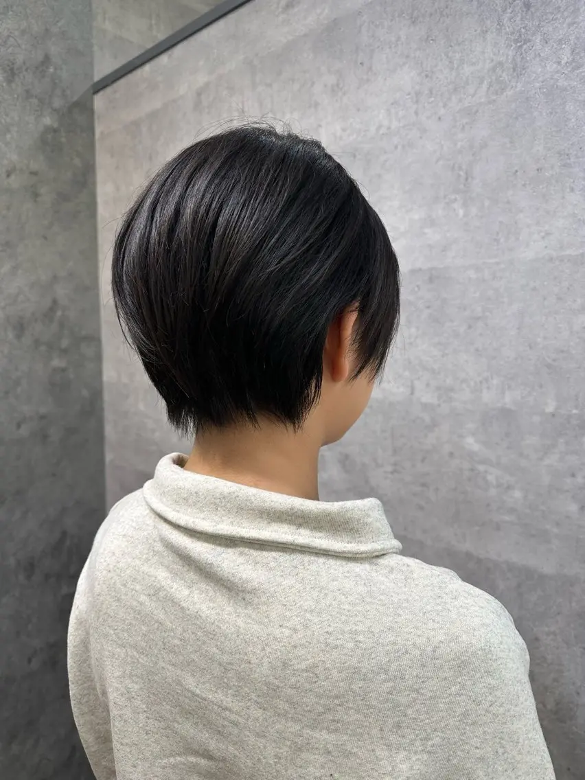 ショート カット U-ra NAMIのヘアスタイル