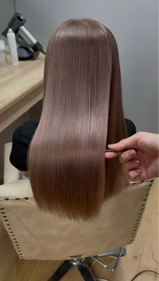 🍀大人気🫶🏻春季限定価格\♥/【✨業界最高峰髪質改善✨】エルメストリートメント🫧🤍の写真