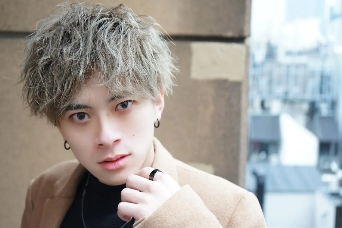 ショート カラー メンズ メンズブリーチ ブリーチ カット ヘアカラー ヘッドスパ ROW吉祥寺✨ 髪質改善TR&スパ✨のヘアスタイル