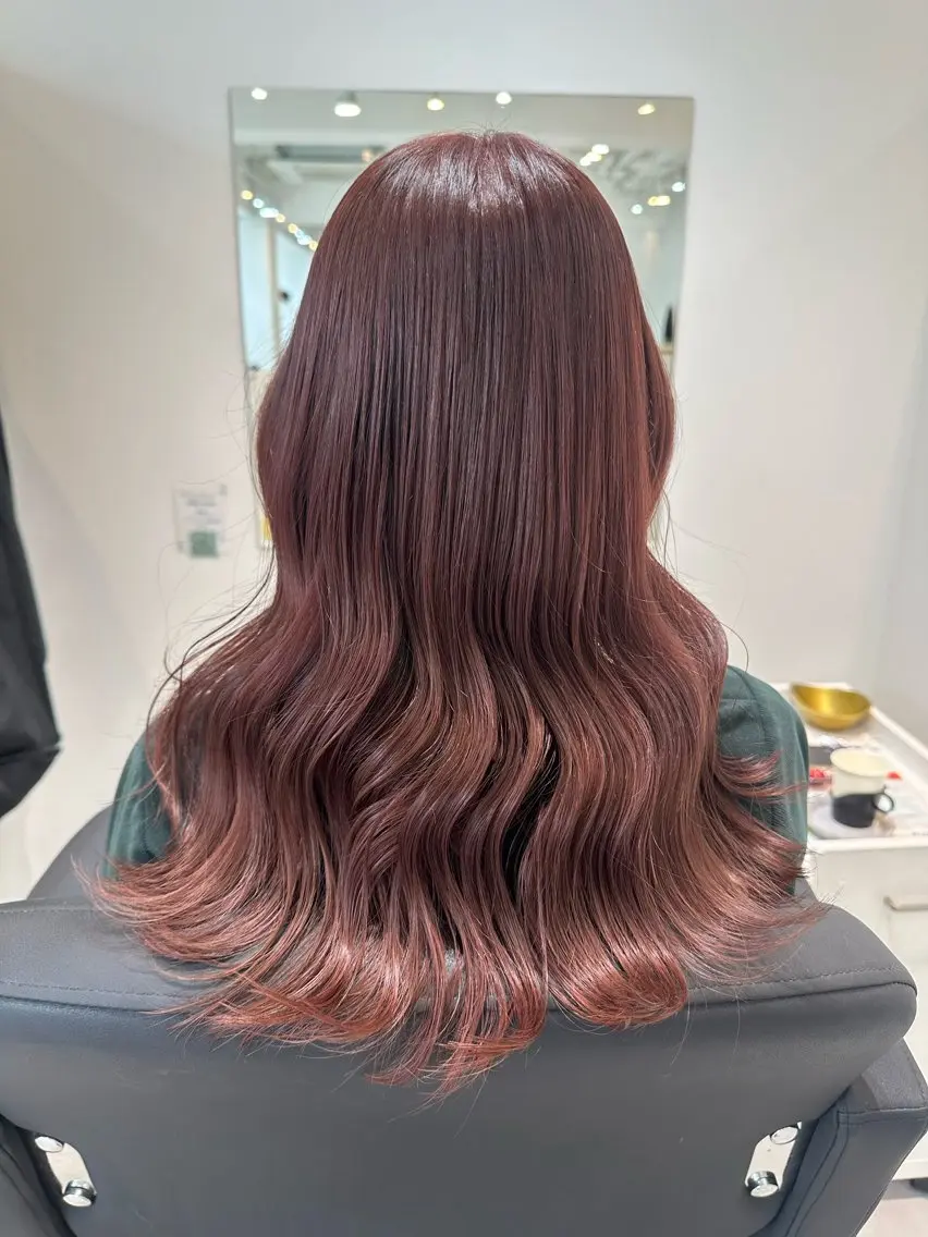 ミディアム Emuest心斎橋 SAKIのヘアスタイル