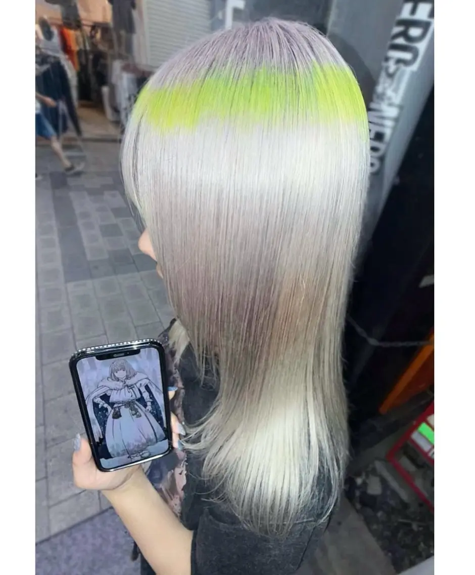 ミディアム カラー ベージュカラー ホワイトベージュ イエローカラー ヘアカラー TSUNO🦖 派手髪/オタク美容師のヘアスタイル