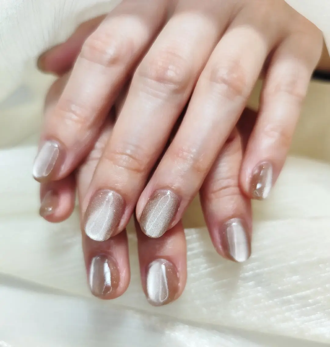 ネイル マグネットネイル オフィスネイル シンプルネイル ハンドネイル carol nailのネイルデザイン