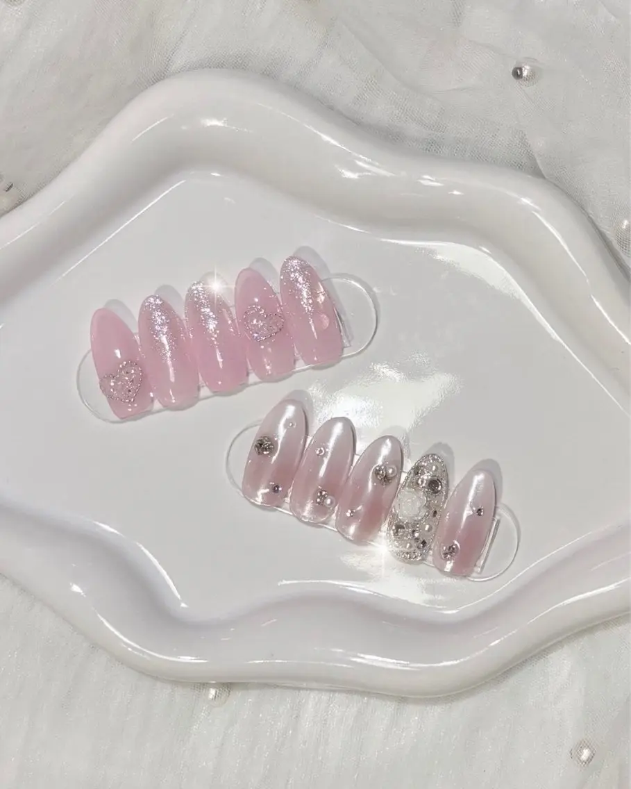 ネイル ハンドネイル 𝐴𝑘𝑎𝑟𝑖 🤎のネイルデザイン