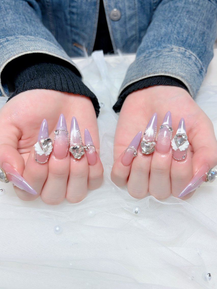 ネイル 韓国ネイル マグネットネイル 持ち込み ニュアンスネイル シンプルネイル ハンドネイル Huyn Nail Shinjyukuのネイルデザイン