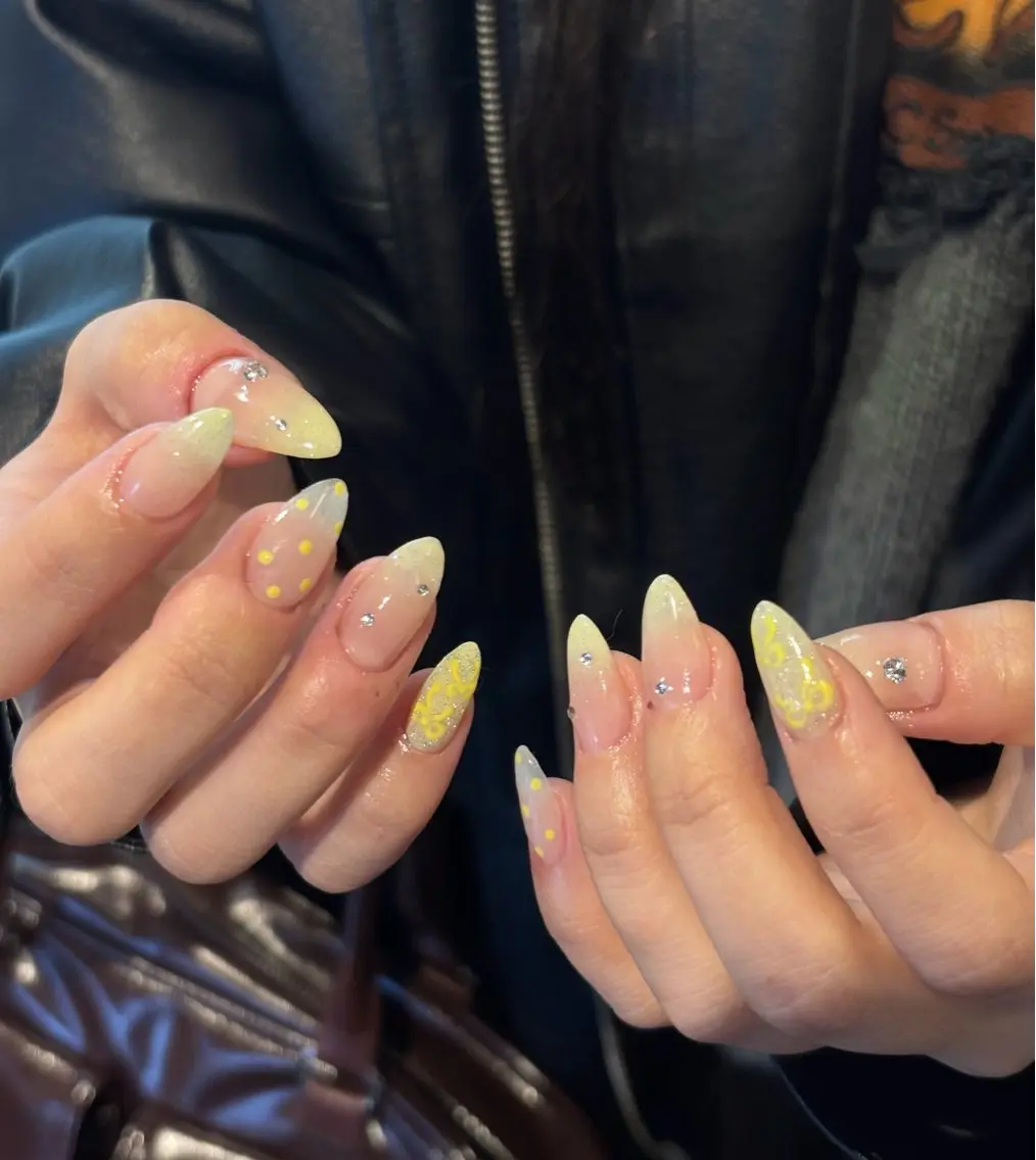 ネイル akemi LANDTENJINのネイルデザイン