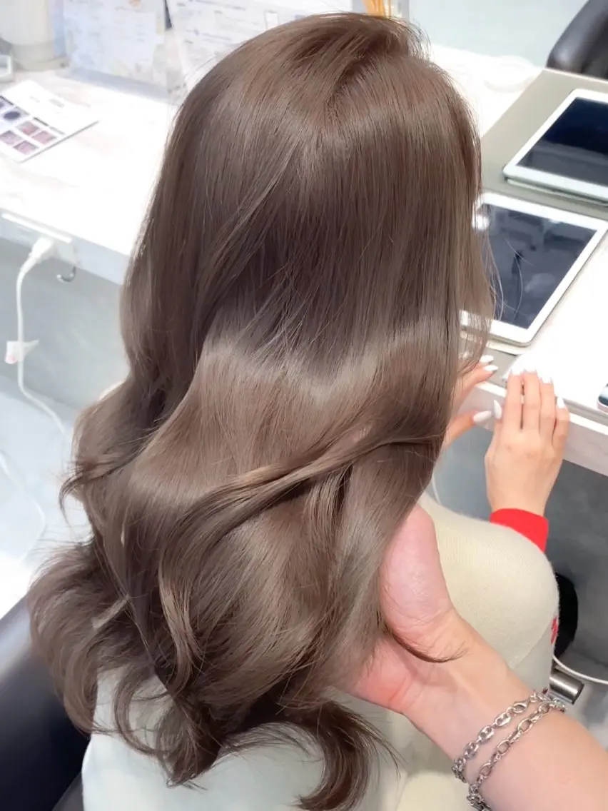 ロング カット ヘアカラー トリートメント 🌙レイヤー/透明感 髪質改善/宮田💫のヘアスタイル