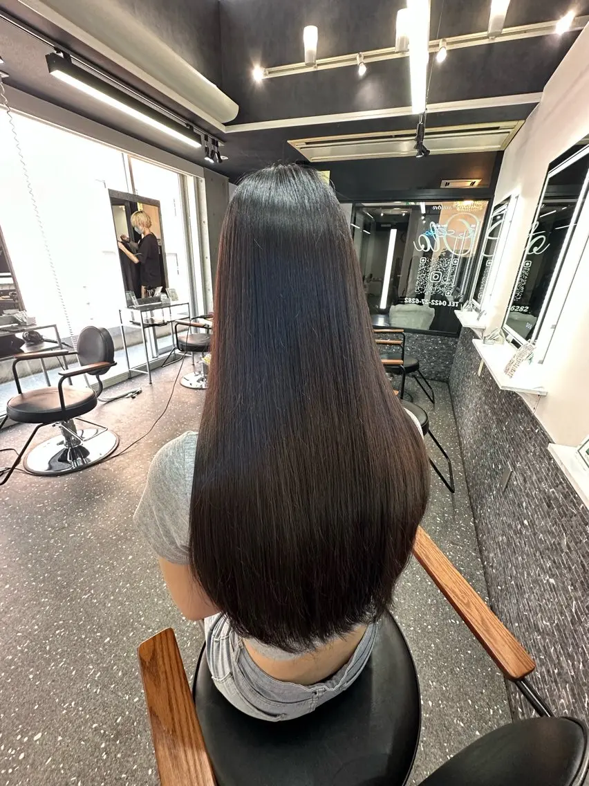ロング パーマ カット 縮毛矯正 トリートメント 髪質改善⭐️縮毛矯正 中野⭐️Rinaのヘアスタイル