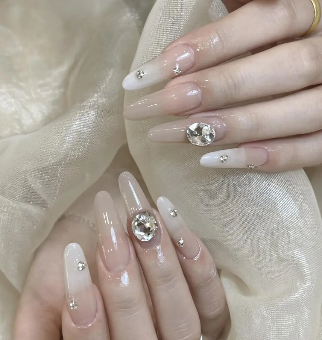 ネイル ハンドネイル 🎀 NaNa_nailのネイルデザイン