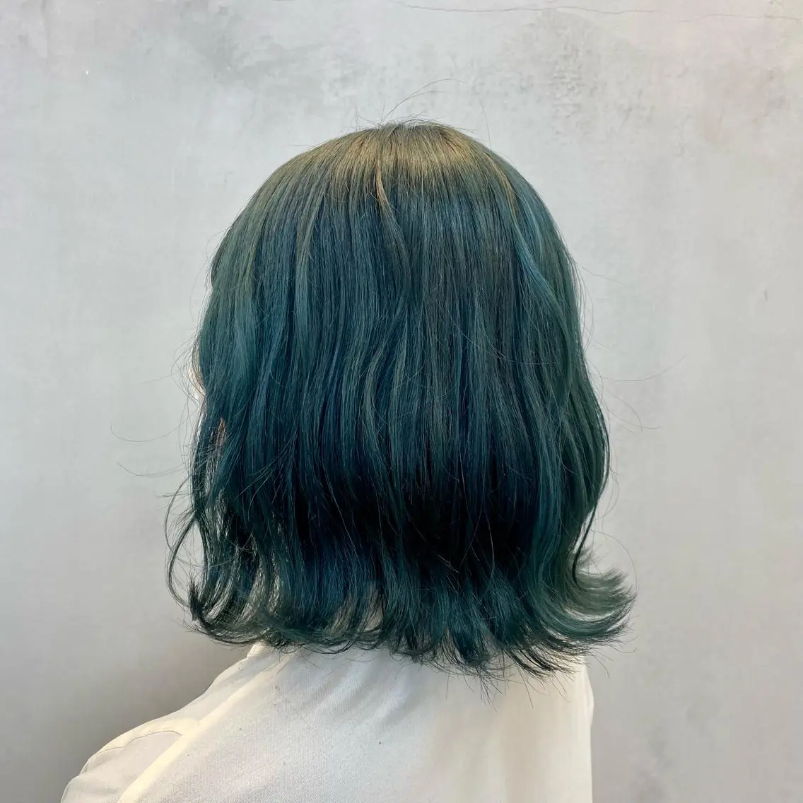 ミディアム カット ヘアカラー 🫧艶髪/ブリーチ 🐳honami🫧のヘアスタイル