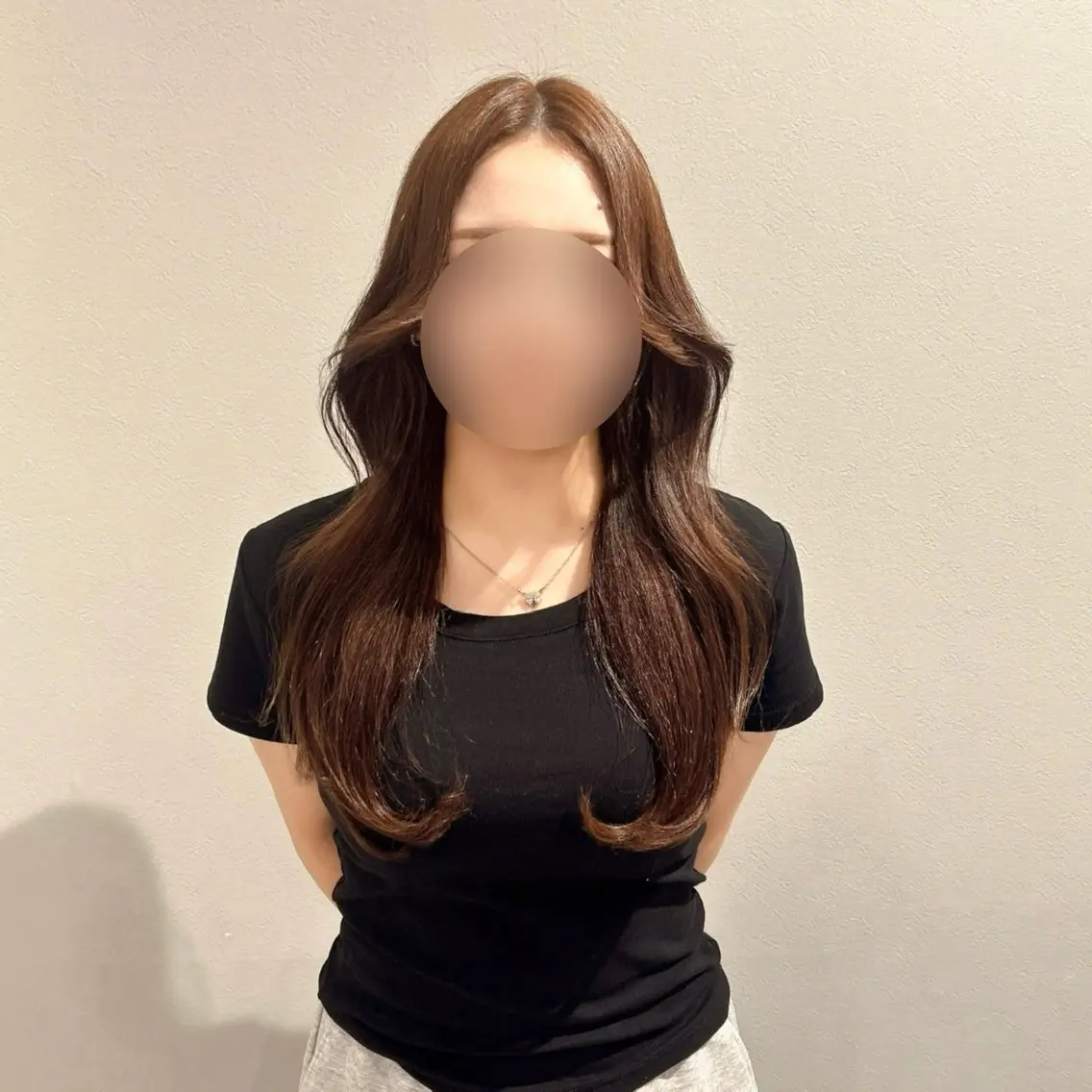 【口コミ特典✨️】イルミナカラー＋Aujuaトリートメントで色モチ/透明感up💫  3,200円の写真