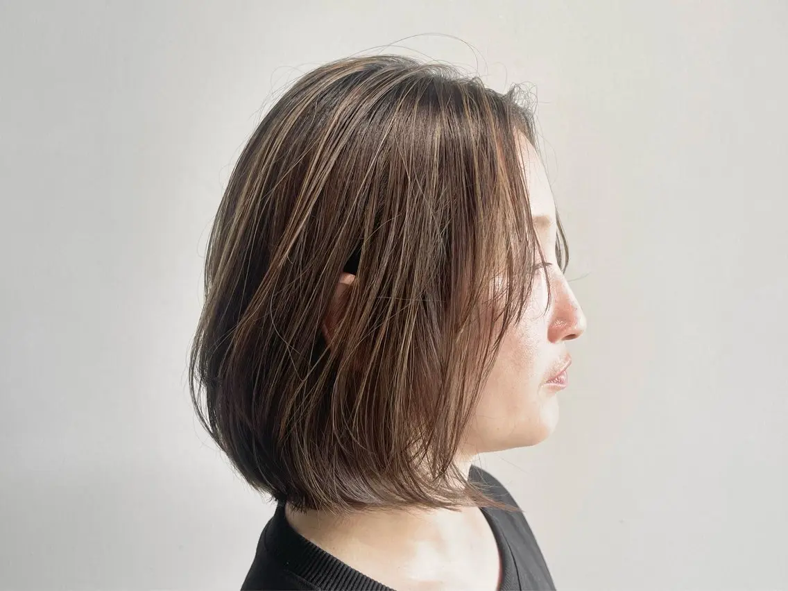 ミディアム カラー 透明感カラー ハイライトカラー ハイライト カット ヘアカラー ⭕️白髪のお悩み 解決します⭕️のヘアスタイル