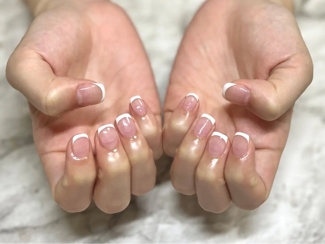 ネイル フレンチネイル Zir nail 津田沼♡小鈴のネイルデザイン