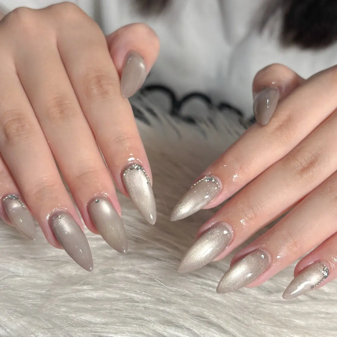 ネイル ハンドネイル LAVISH manaのネイルデザイン