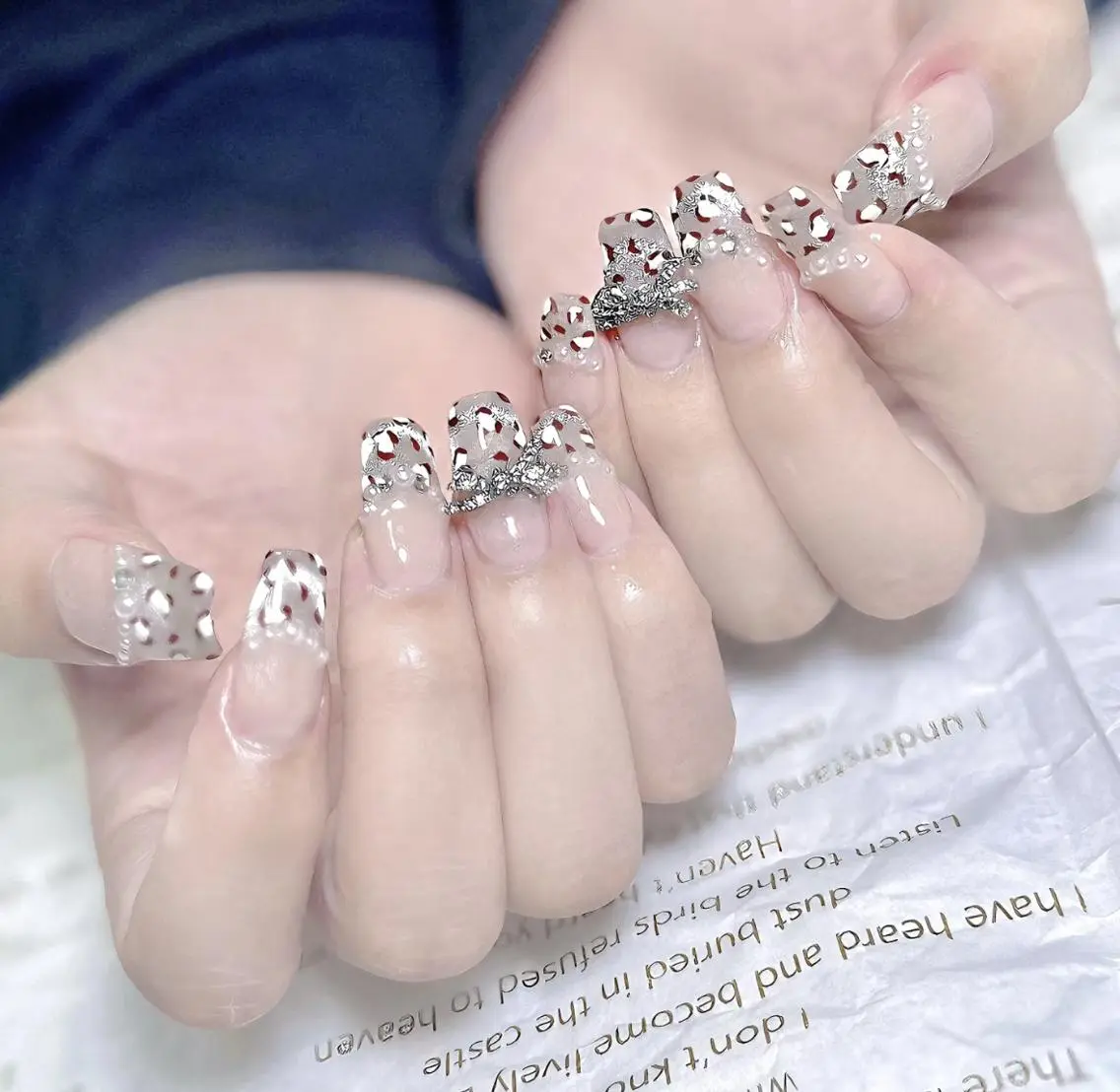 ネイル ハンドネイル ハンドケア 🍑 momo_nailのネイルデザイン