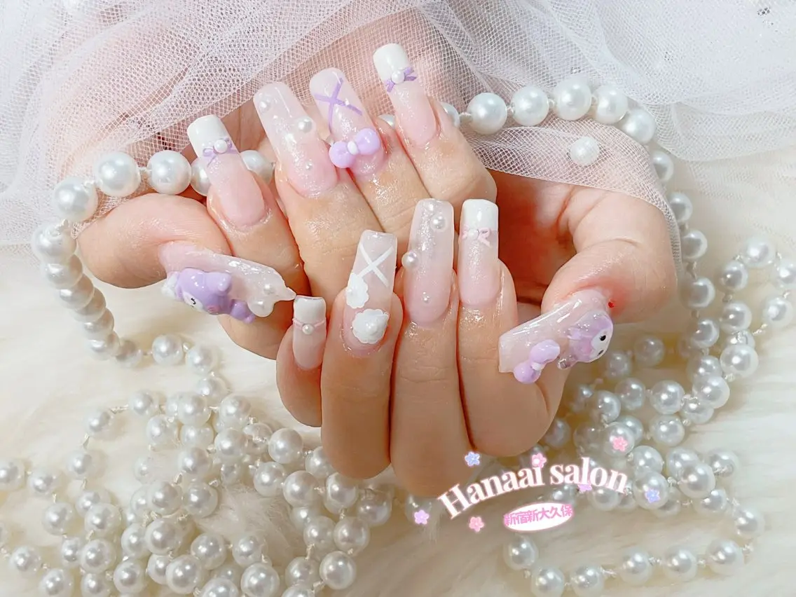 ミディアム ハンドネイル Hanaai Salon新宿店のネイルデザイン