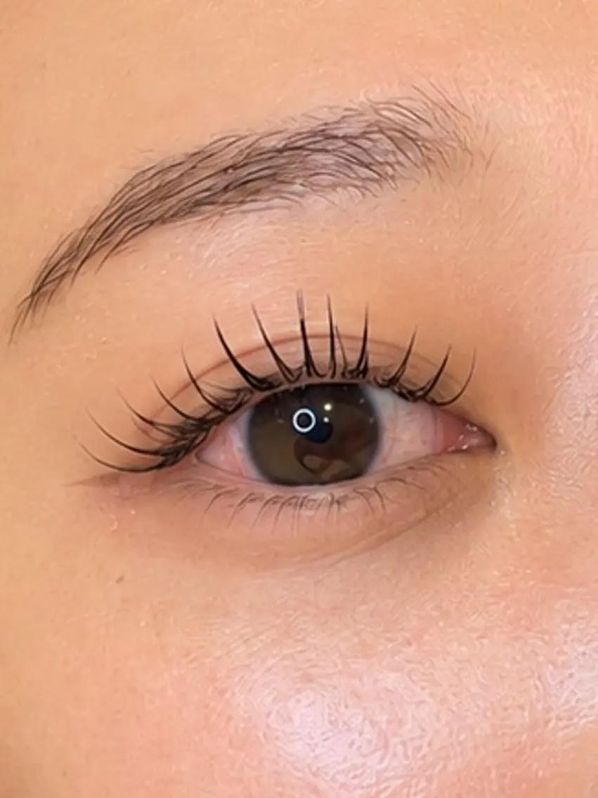 マツエク・マツパ EyeDentity 大阪福島🩵サラのマツエク・マツパデザイン