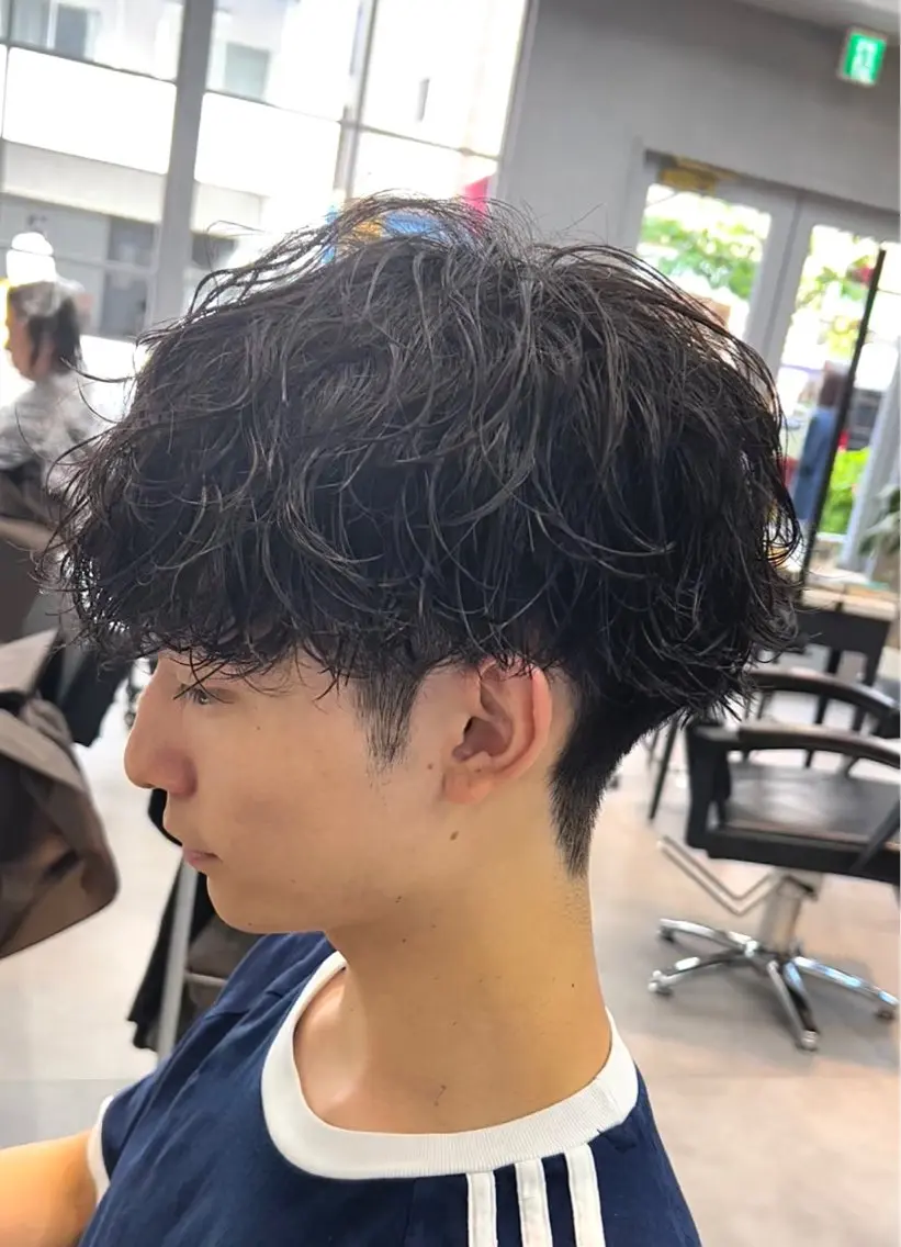 ショート パーマ メンズ カット パーマ 🦩パーマン🦩佐藤 航太のヘアスタイル