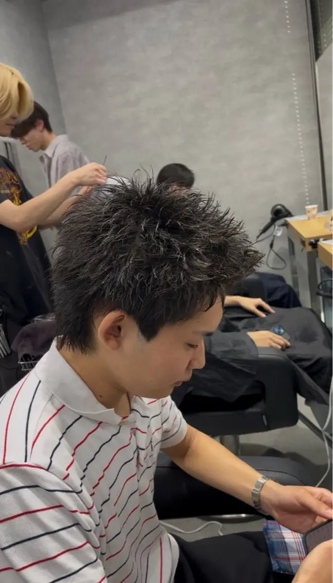 ショート カラー パーマ メンズ メンズパーマ カット パーマ 🔥メンズ 特化🔥菊水皐暉🔥のヘアスタイル