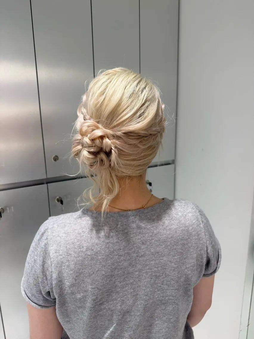 ロング ヘアアレンジ ヘアセット 🌈 YUUNA🌈のヘアスタイル