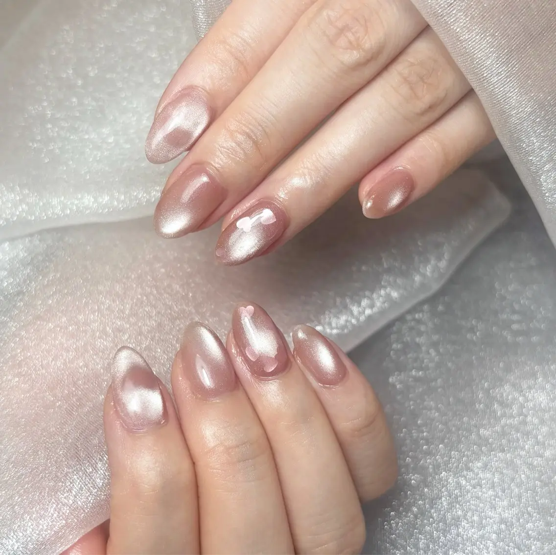 ネイル マグネットネイル ワンカラーネイル ハンドネイル nailroom DIASOMNIAのネイルデザイン
