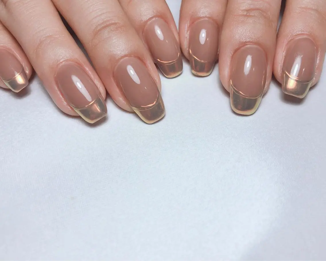 ネイル オーロラネイル フレンチネイル ハンドネイル saki_ nail heronのネイルデザイン