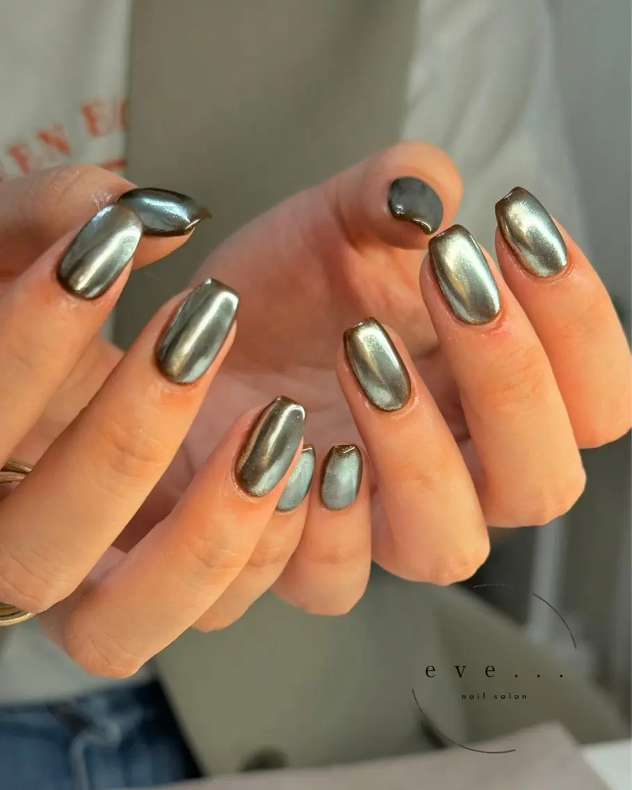 ネイル ミラーネイル ハンドネイル nail salon eve...のネイルデザイン