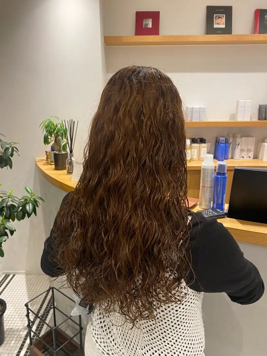 ロング カット パーマ 三代 ゆりあのヘアスタイル