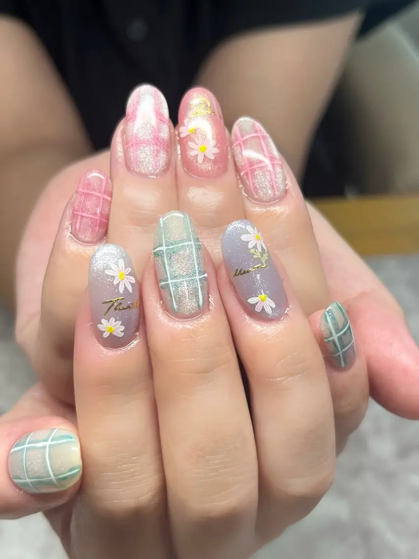 ネイル ハンドネイル Nailsalon C.U.Eのネイルデザイン