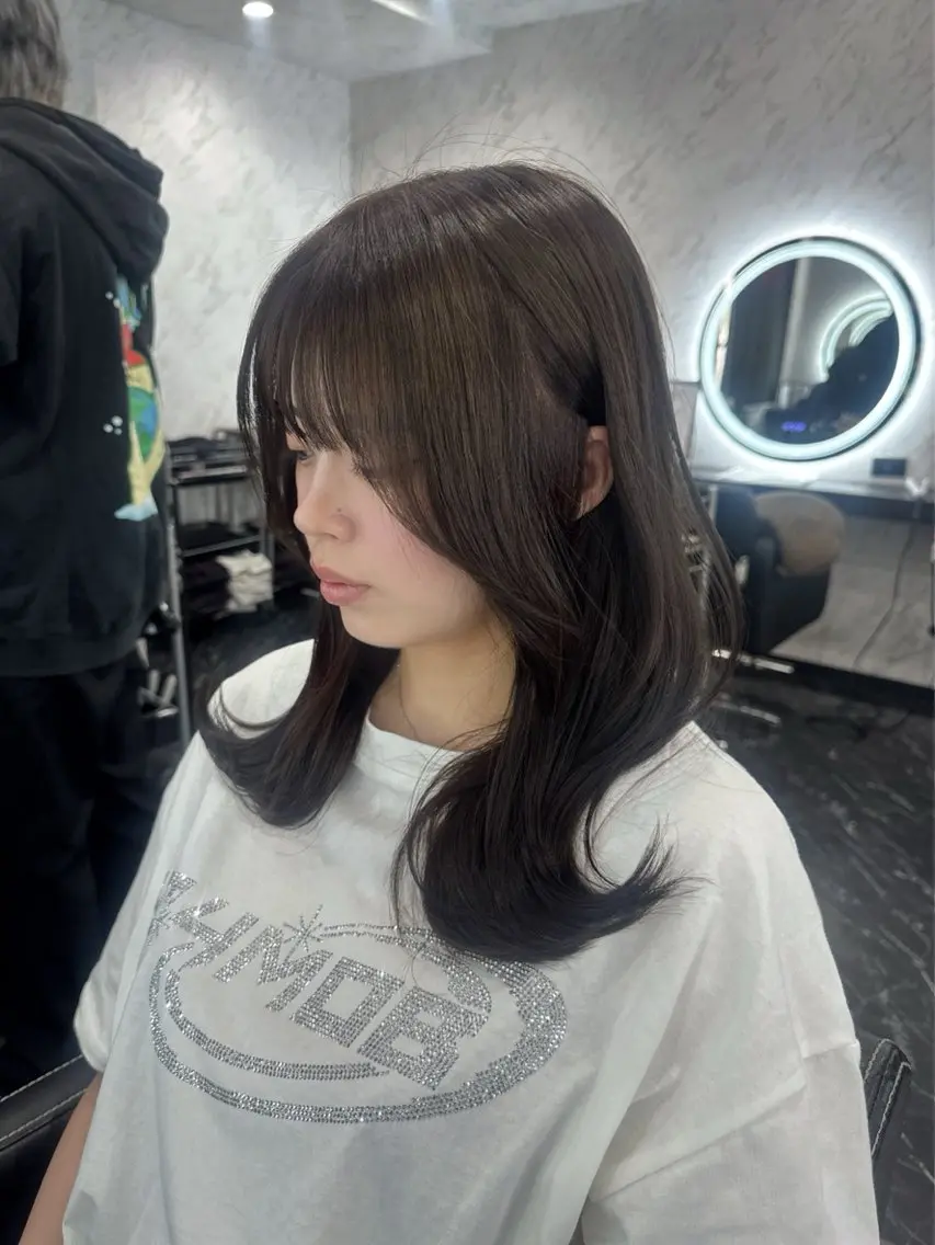 カラー 神谷 咲笑のヘアスタイル
