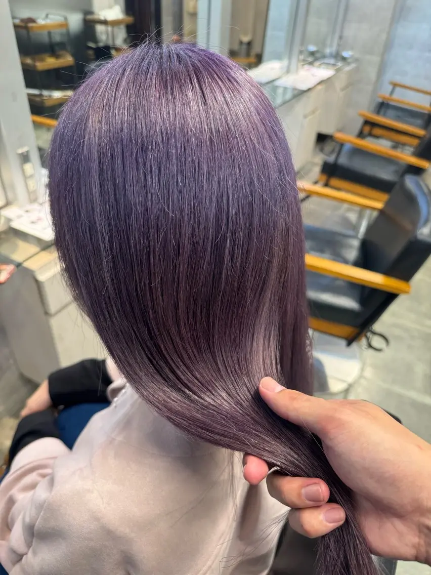 セミロング パープルカラー ヘアカラー 髪質改善池袋𓊆 大士𓊇ダブルカラーのヘアスタイル