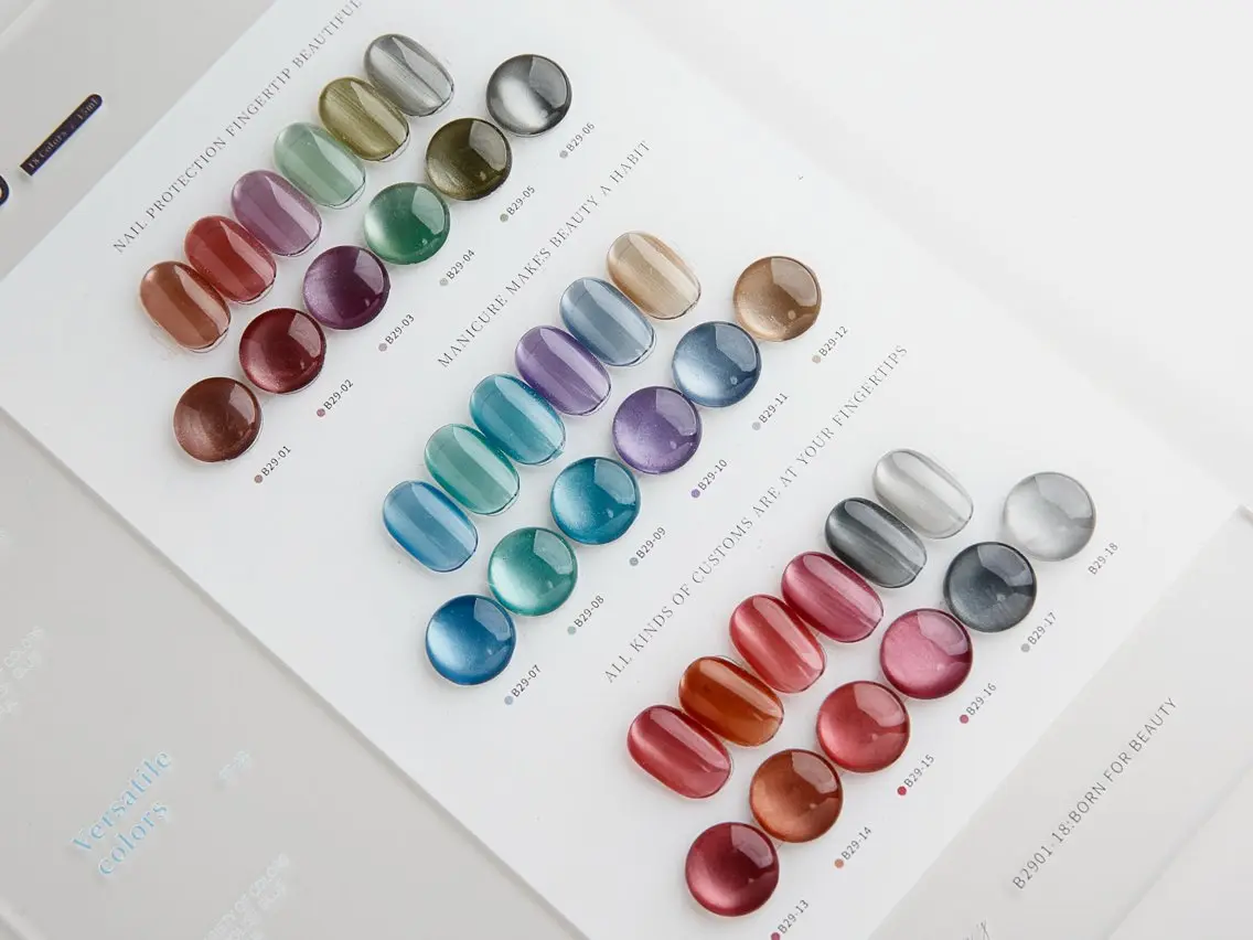 ネイル 氷ネイル・うるうるネイル キラキラネイル マグネットネイル オフィスネイル シンプルネイル Nagi Nail 本山のネイルデザイン