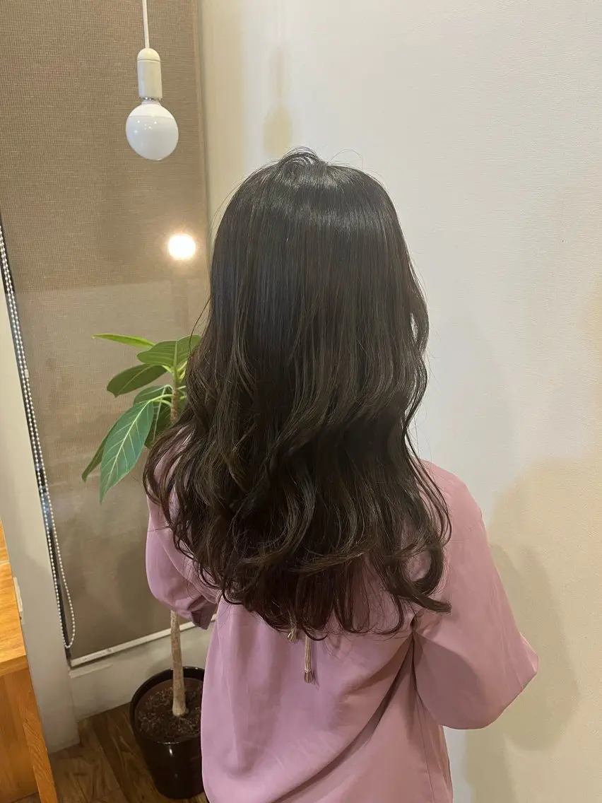 セミロング 田中 結月のヘアスタイル