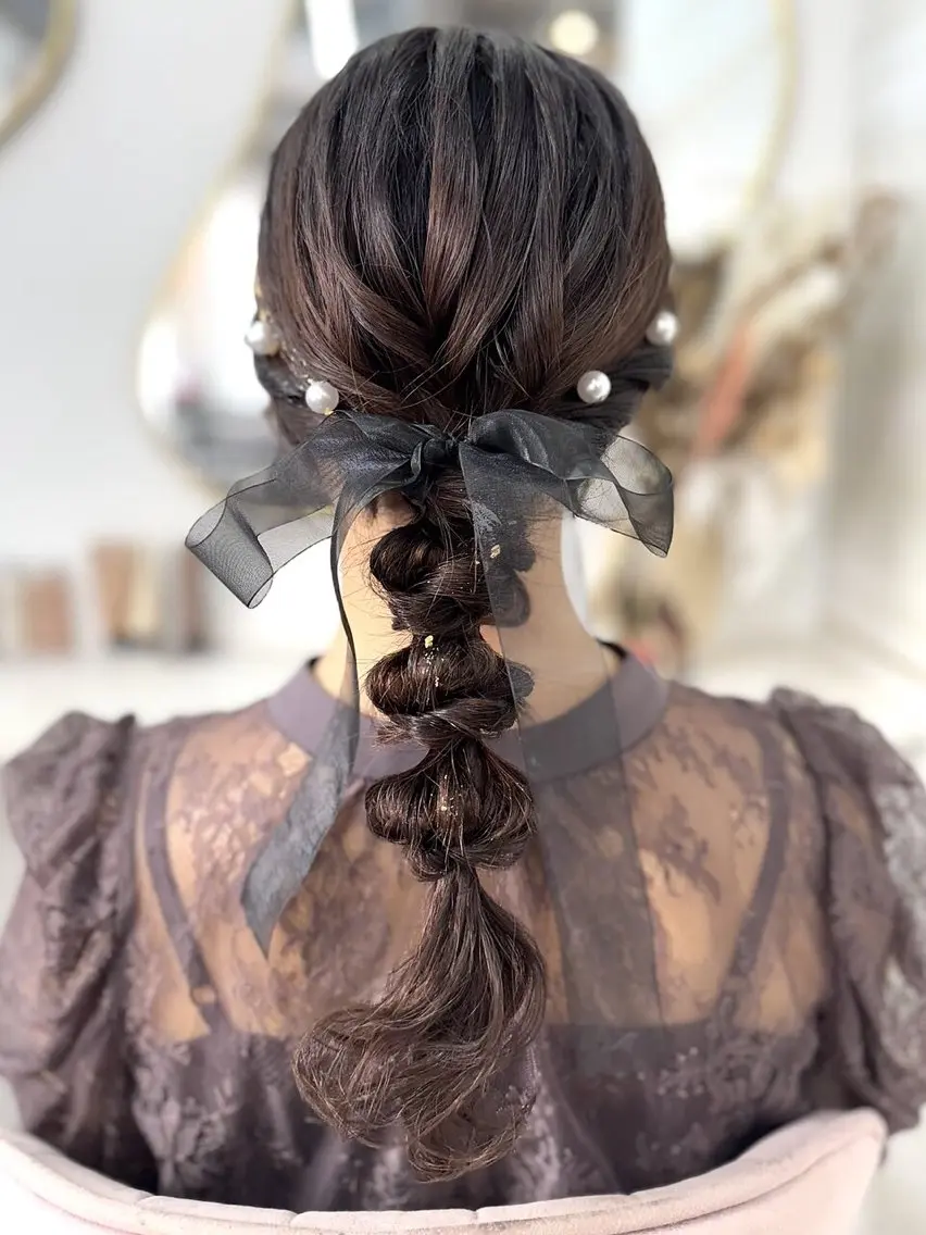 ロング ヘアアレンジ 芳賀 莉菜のヘアスタイル