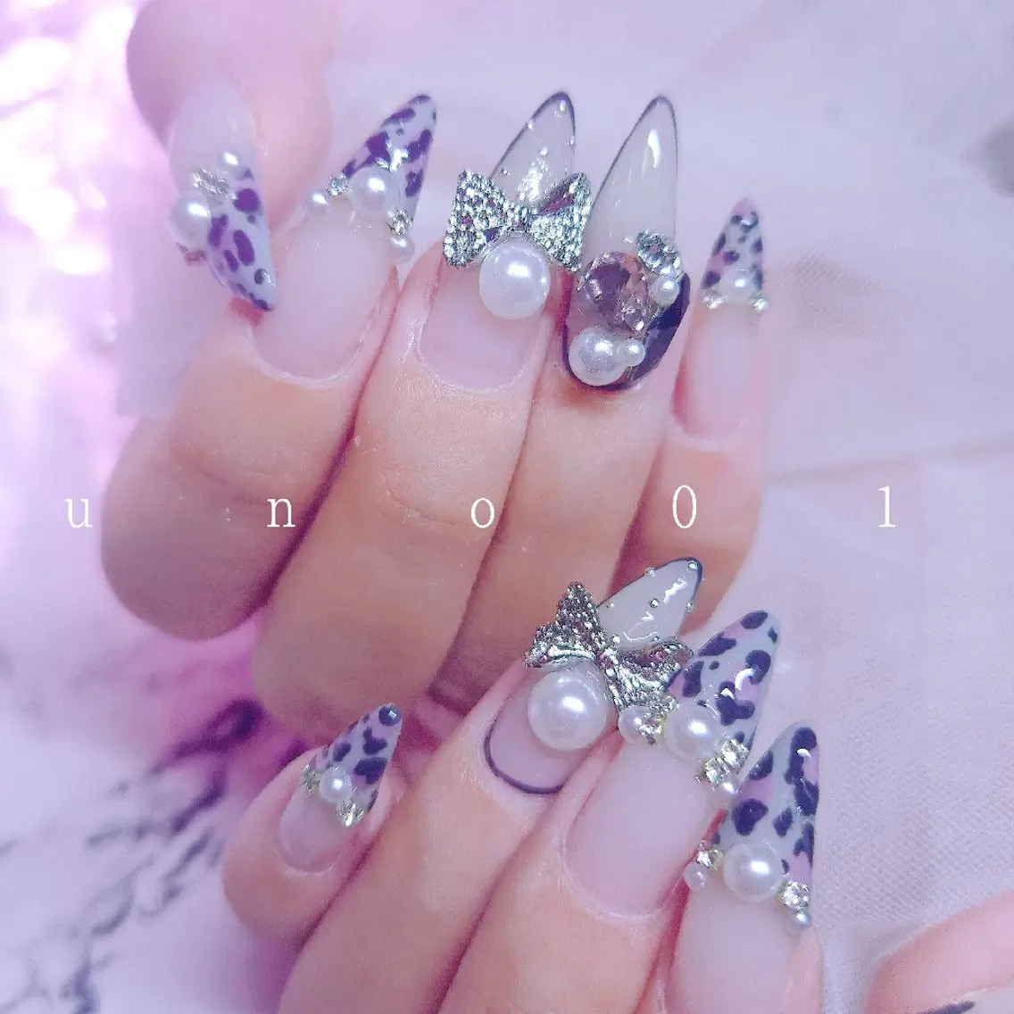 ネイル アートネイル ロングネイル ハンドネイル 梅田🦄中崎町🩵 u n o 0 1のネイルデザイン