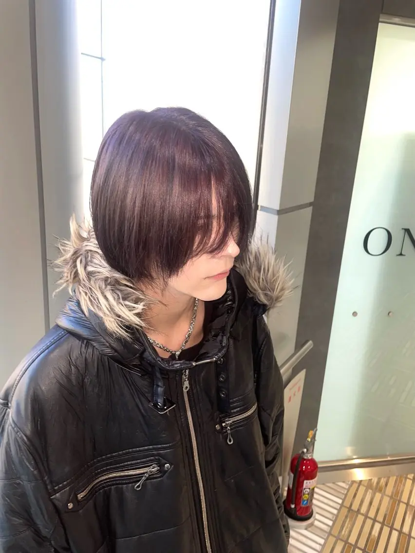 【ミニモ学割🎓】メンズ艶ワンカラー❤︎🎨+補修トリートメント🫧韓国風透明感♡ワインレッド/オリーブの写真