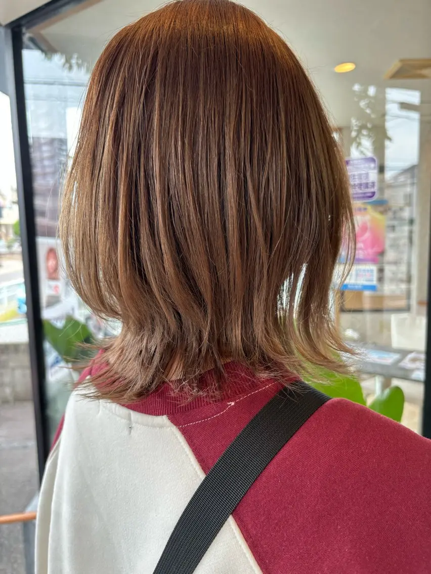 ミディアム カラー ベージュカラー オレンジ オレンジベージュ カット パーマ 亀山 来未のヘアスタイル