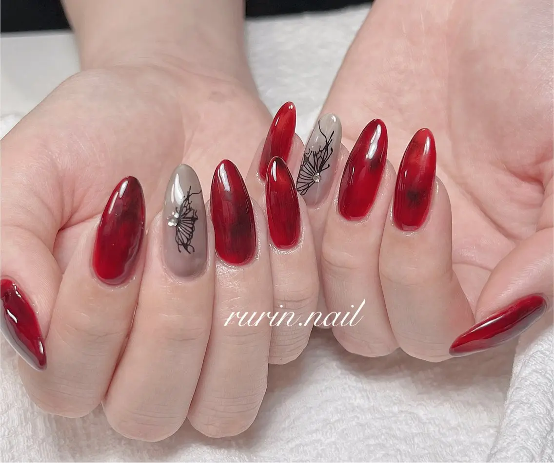 ネイル 赤色 ルリン サロン💅のネイルデザイン