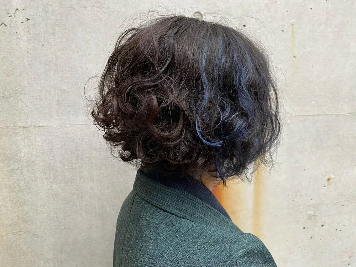 ミディアム パーマ メンズ ミディアムパーマ メンズパーマ ニュアンスパーマ 💐外国人風ヘア💐 ハイライト　Risaのヘアスタイル