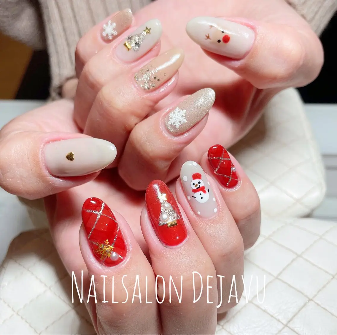 ネイル 持ち込み 冬ネイル クリスマス ハンドネイル Nail salon Dejavu 🌿のネイルデザイン