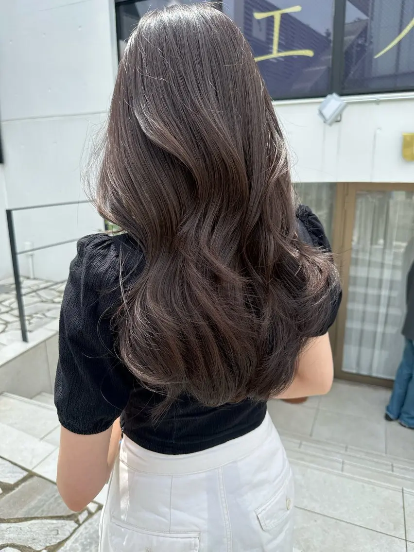 ロング カラー アッシュ アッシュグレー アッシュグレージュ グレージュ 韓国ヘア🦢🖤 Sayumiのヘアスタイル