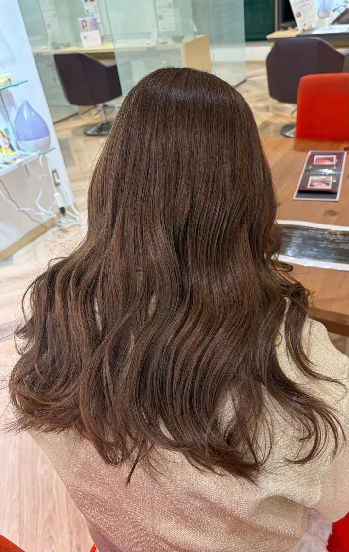 ロング カラー ベージュカラー 透明感カラー 加藤 千穂のヘアスタイル