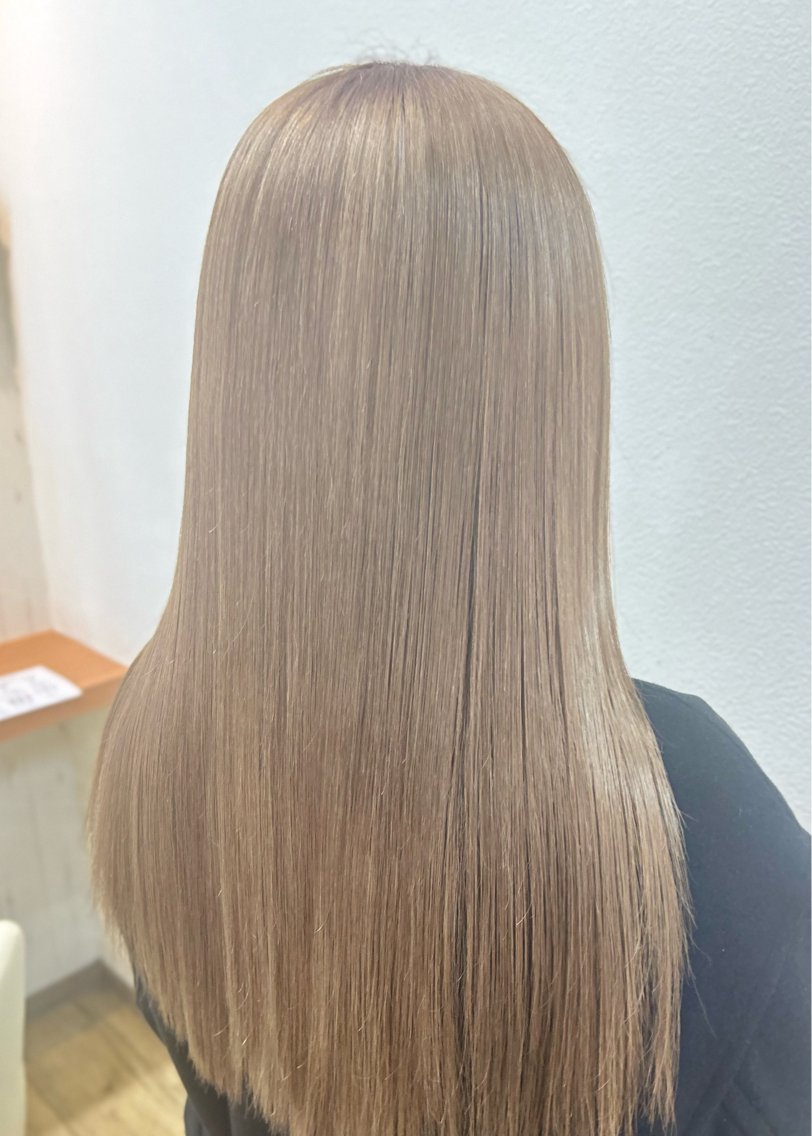 ロング カラー ブリーチ ケアブリーチ ハイトーンカラー カット ヘアカラー トリートメント Maya🦋 ハイトーン特化のヘアスタイル