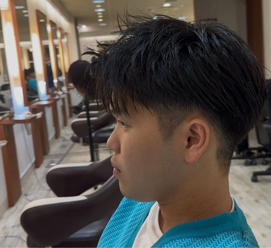 ショート カット 大前 吏央のヘアスタイル